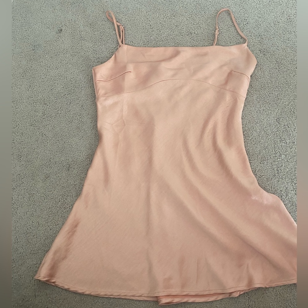 Princess polly satin mini dress • size: medium • color: light pink